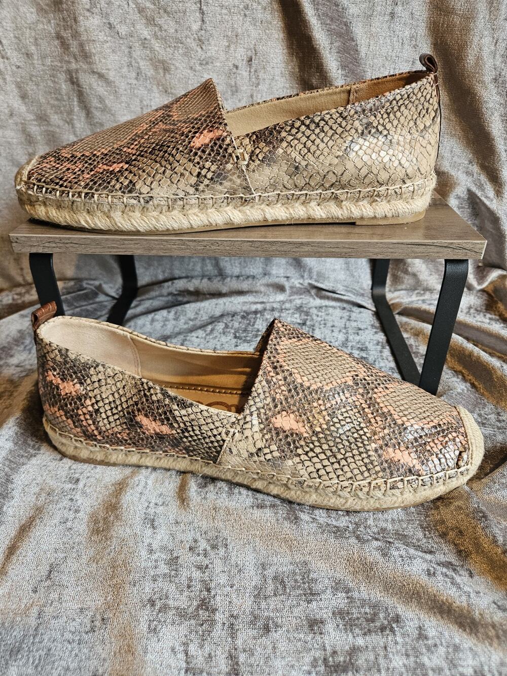 Sam Edlemans Mens Snake Skin Pattern Leather Upper Slip On Size 11 M